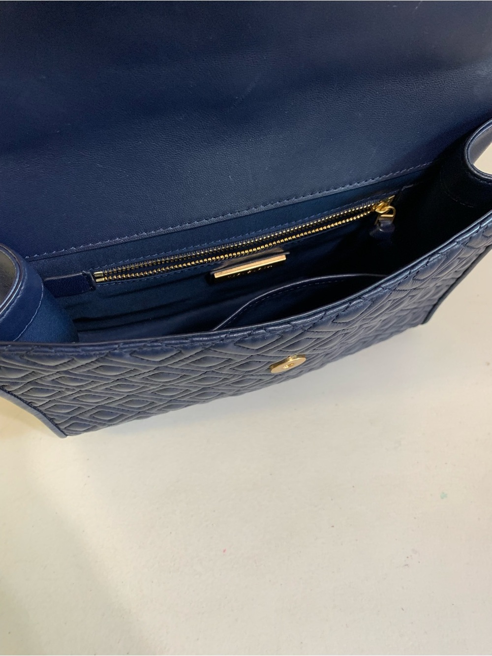 ππ Tory Burch Navy Fleming Quilted Leather Shoulder Bag - Picture 12 of 12